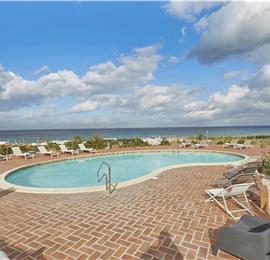 2 bedroom seaside apartments with shared pool, sleeps 4-5